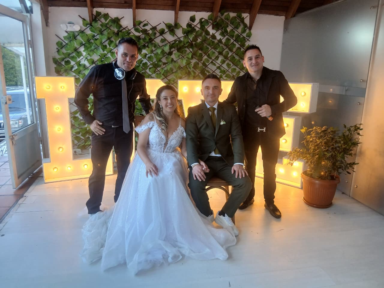 Staff Positiva Eventos con los novios